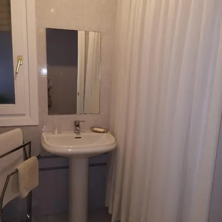 Habitación en casa particular Habitación Con Baño Privado En